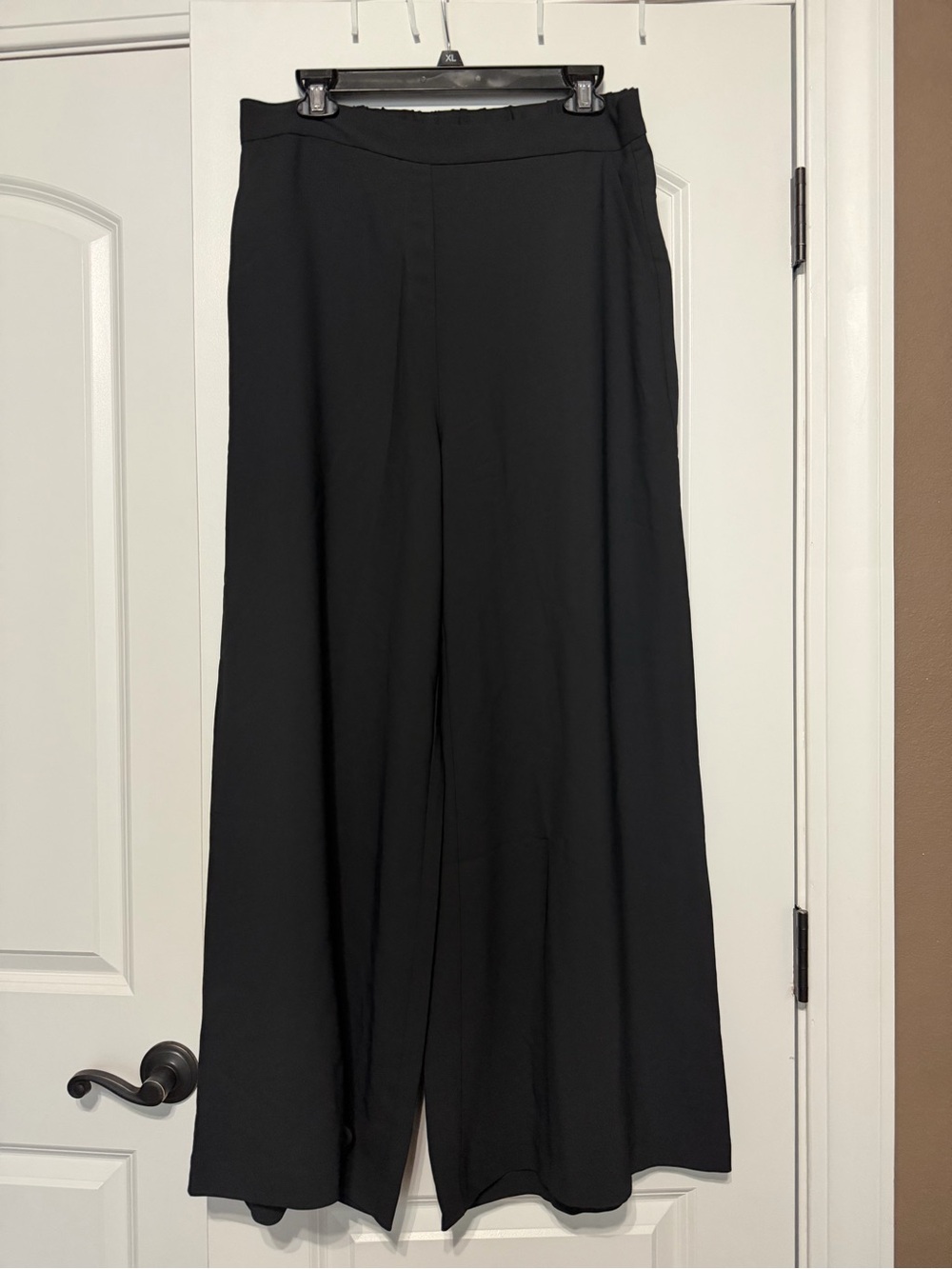 Zenana Outfitters Black Wide-Leg Dress Pants